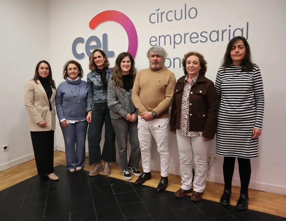 Participantes en la reuni&oacute;n