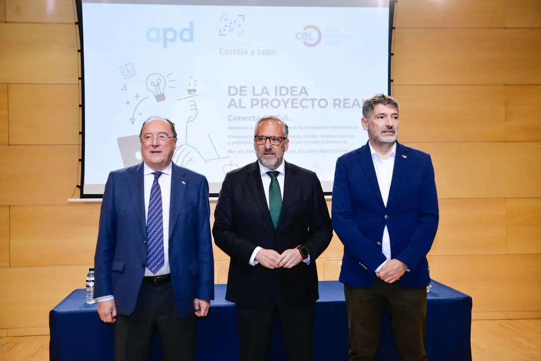Carlos Moro (APD); Carlos Poll&aacute;n (Fundaci&oacute;n CyL) y Julio C&eacute;sar &acute;
Alvarez (CEL)