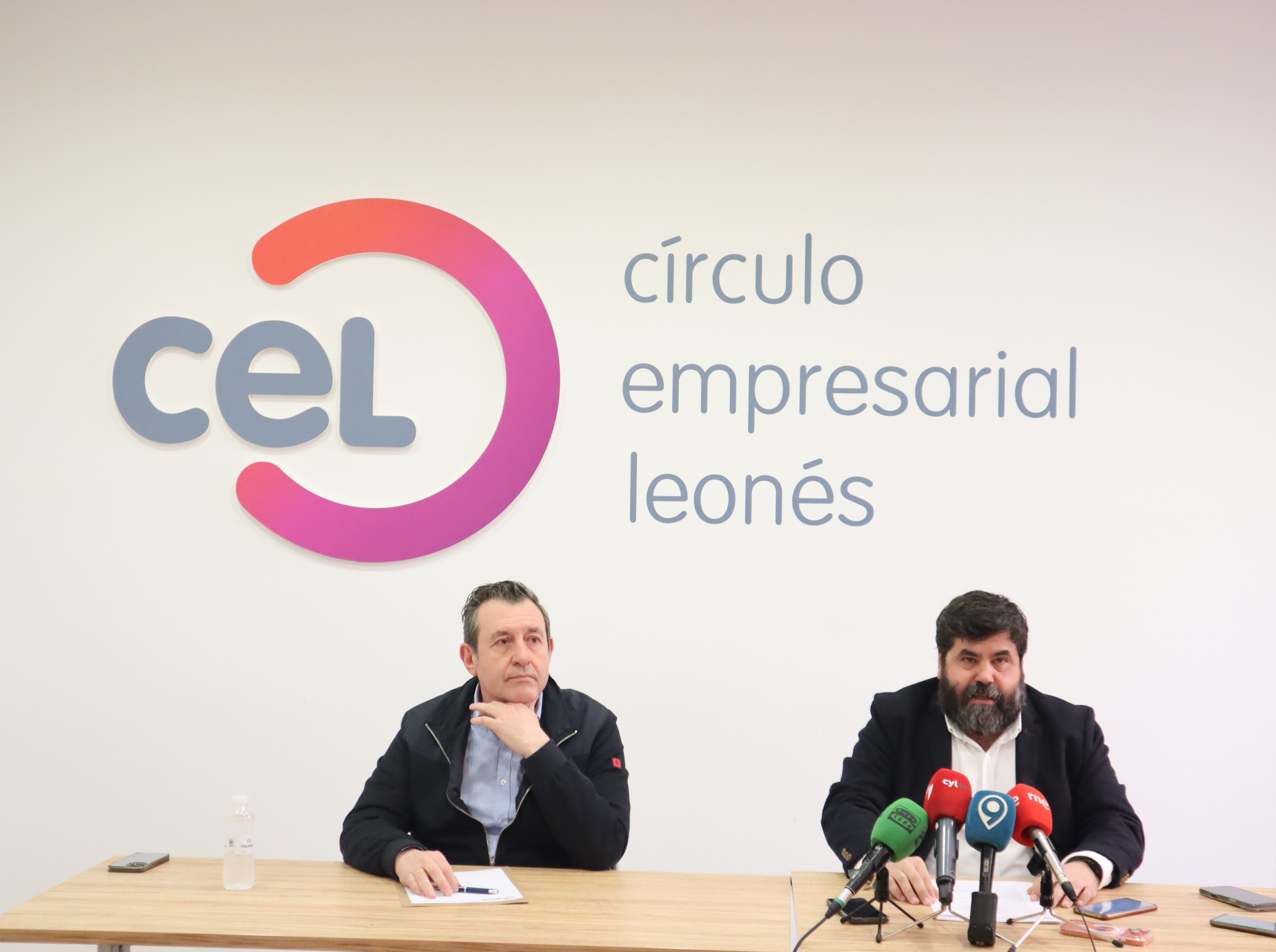 Pablo Lorenzo (Altradime) y Roberto Rodríguez (CEL)