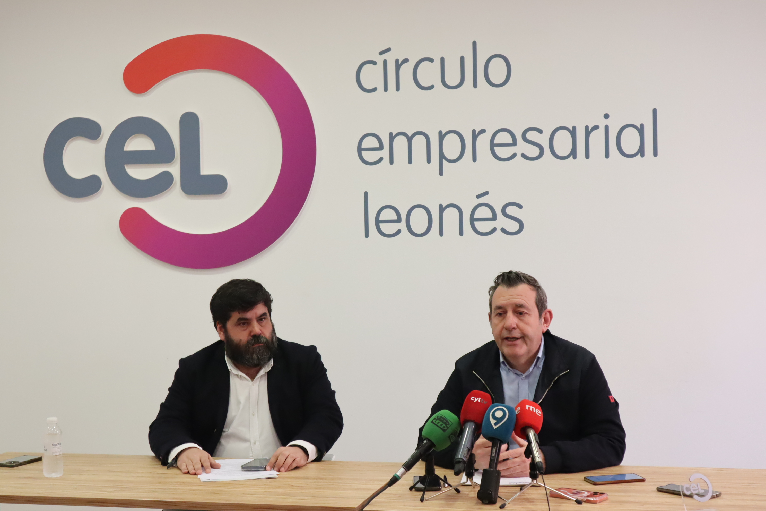 Momento de la rueda de prensa