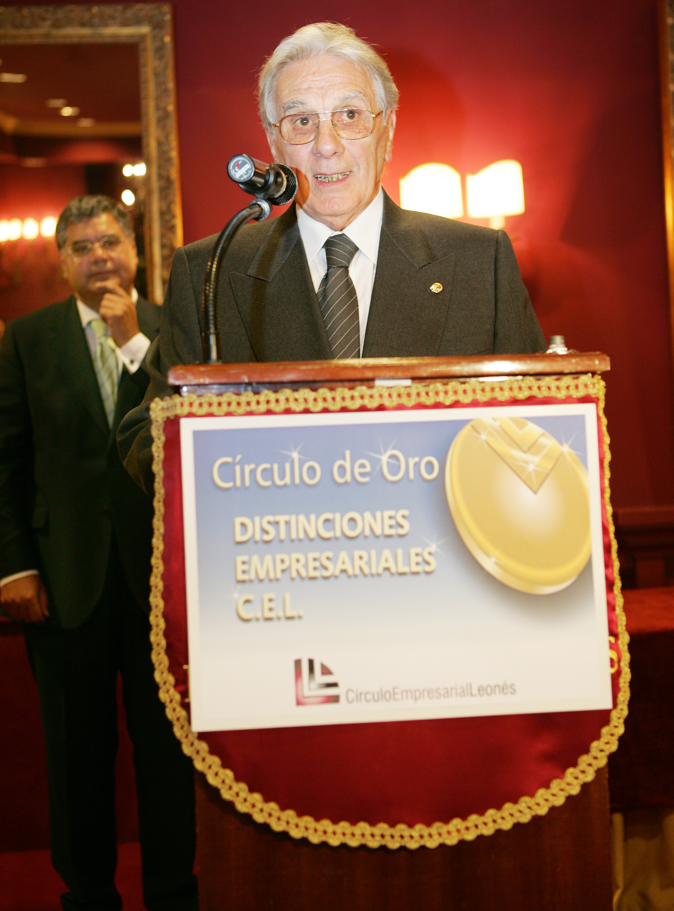 Distinción Empresarial 2006 a Luis Pérez Carretero
