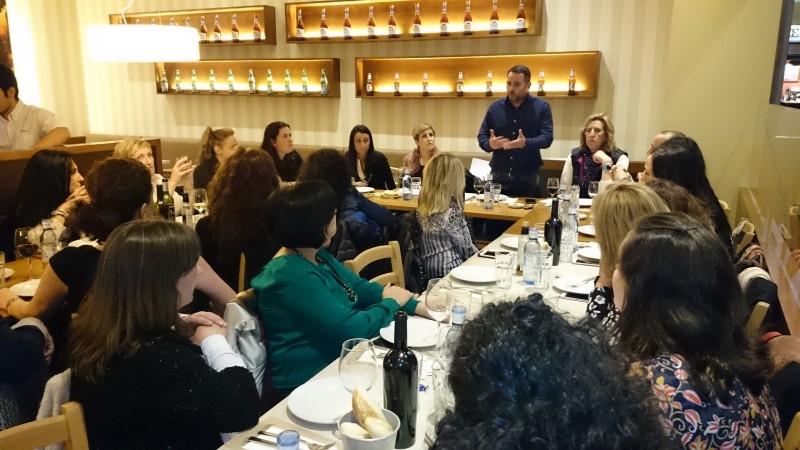 Cena de empresarias con el presidente del CEL