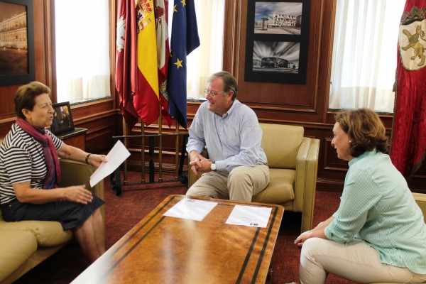 Rastrillo solidario de la Fundación Madreselva