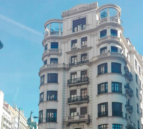 Alquila por horas tu despacho en Madrid (Gran Vía esquina Plaza España)