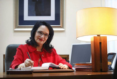 Cena-coloquio Grupo Mujeres Empresarias con la directora de Cátedra Empresa Familiar, Teresa Mata