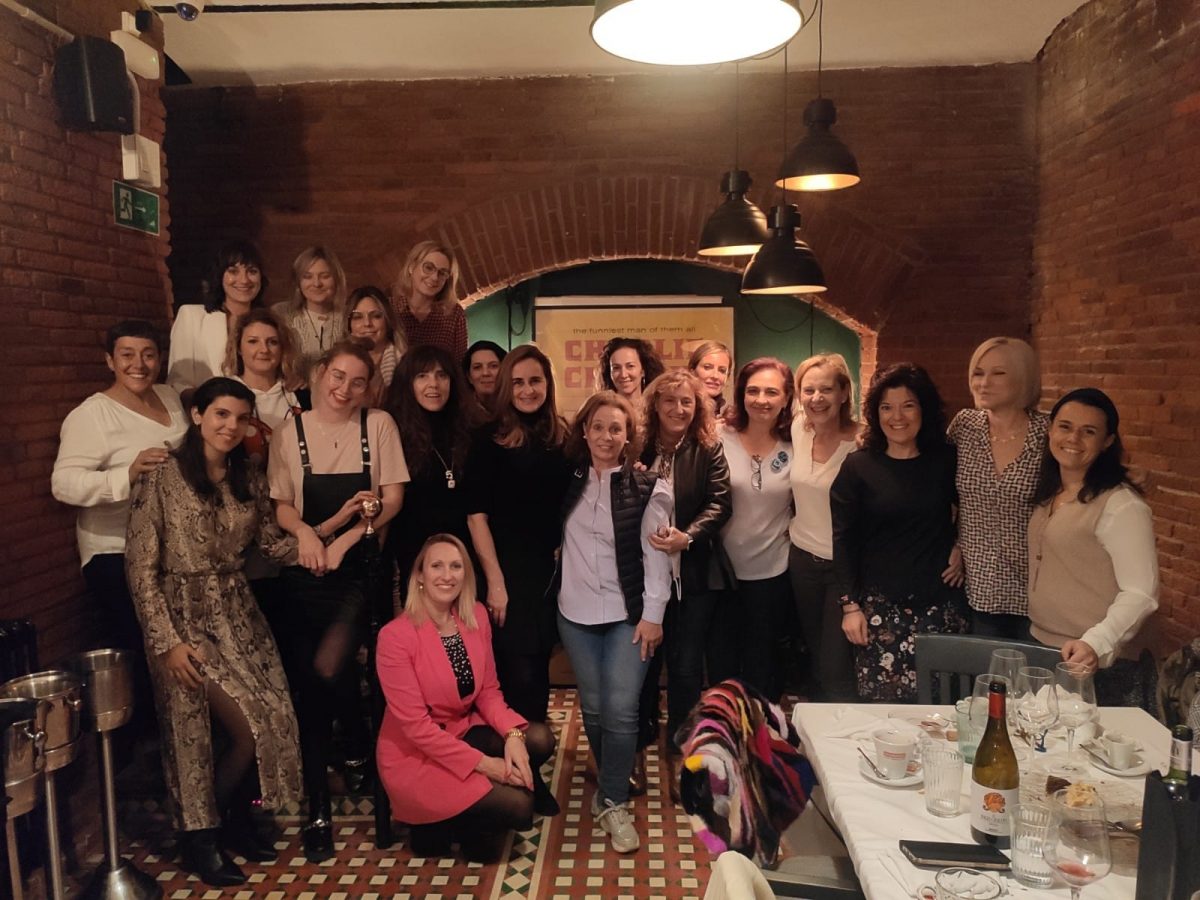 El Grupo de Mujeres Empresarias del CEL compartió su cena-coloquio con Aurora Baza