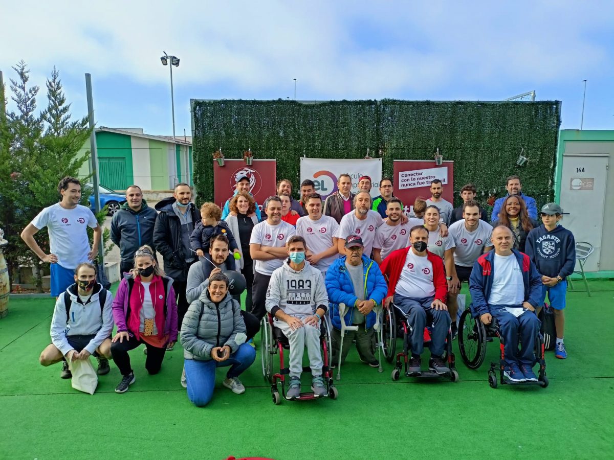 Solidaridad y diversión en el I Torneo de Pádel CEL-Red Lion en beneficio de Autismo León