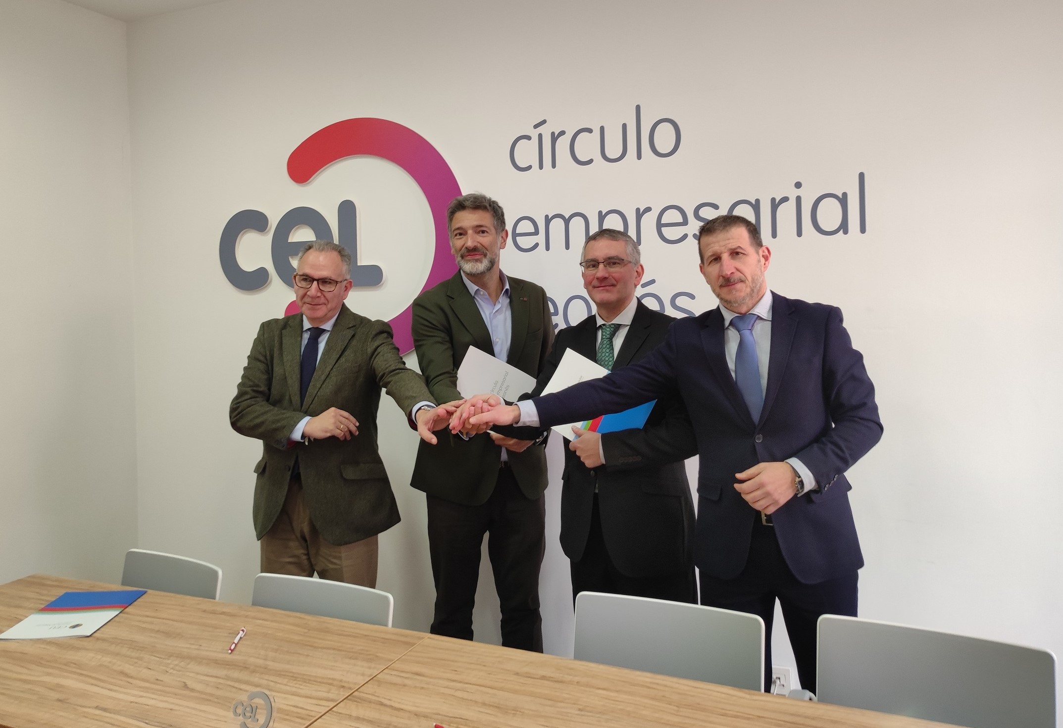 El CEL y la Escuela de Negocios CEU CyL se unen para capacitar a los profesionales de León
