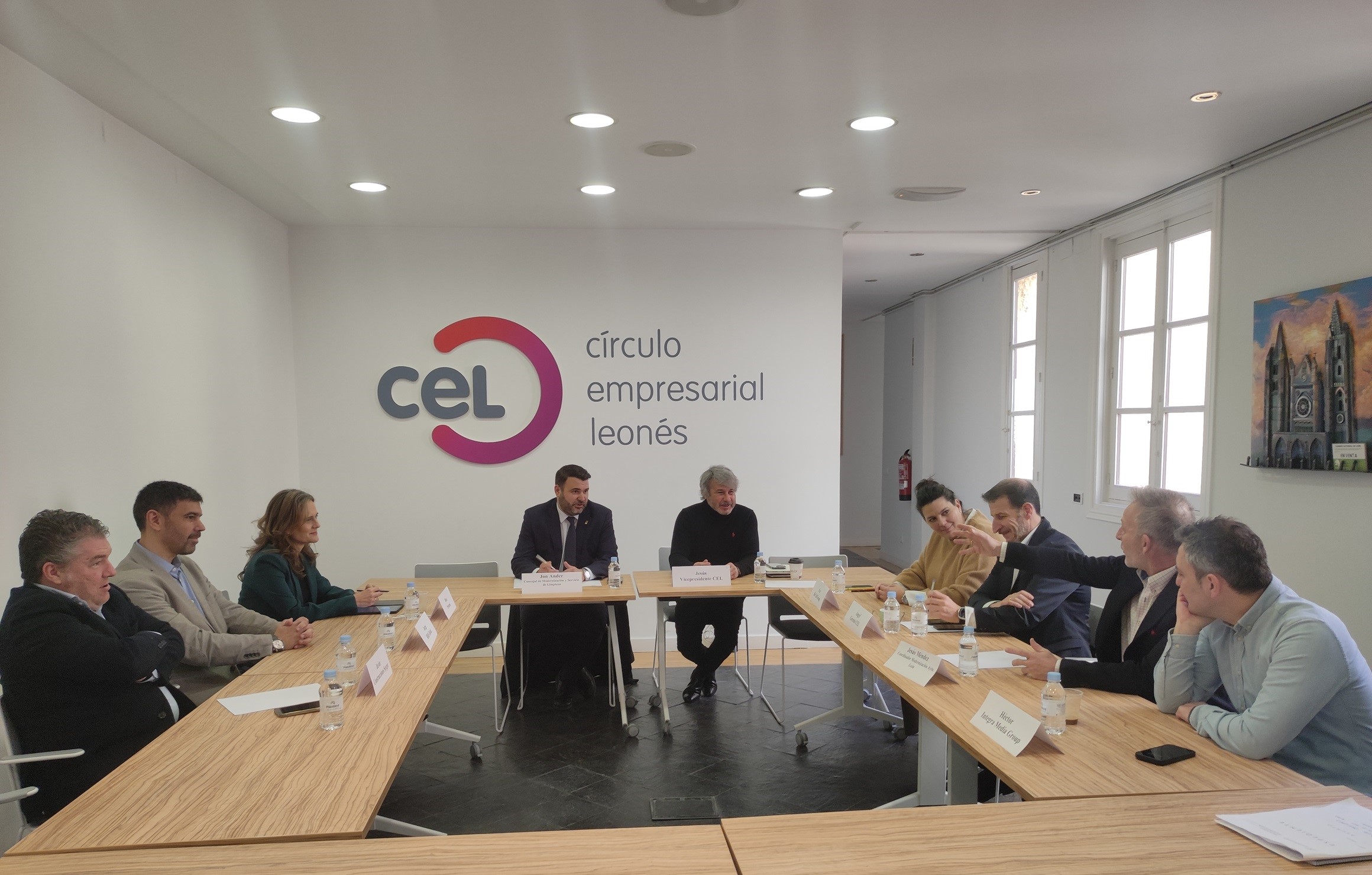 El CEL se reúne con la concejalía de Modernización de León para analizar las demandas del sector empresarial